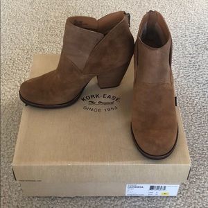 Kork-Ease booties